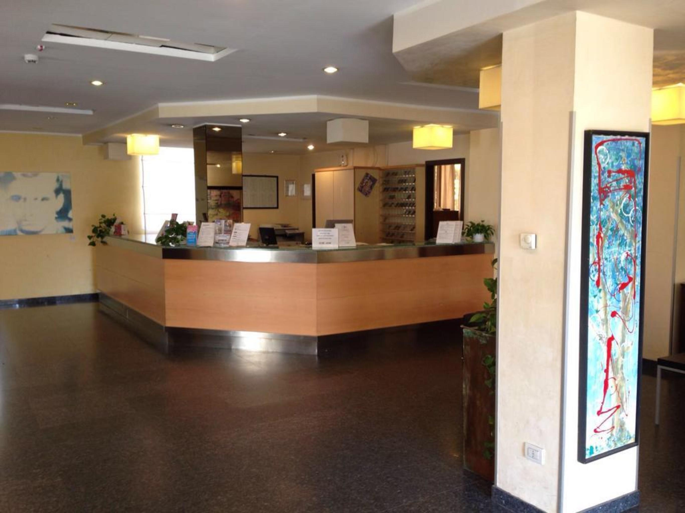 B&B Hotel Calenzano First Esterno foto